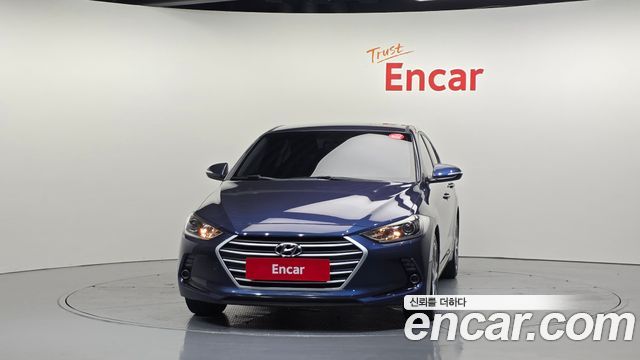 Hyundai AVANTE 2018 — photo 3