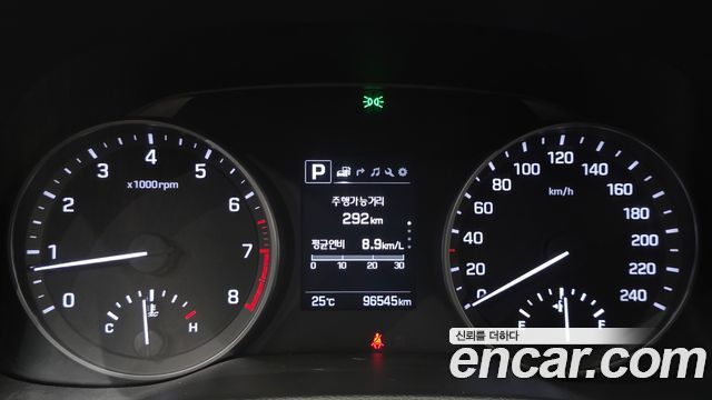 Hyundai AVANTE 2018 — photo 8