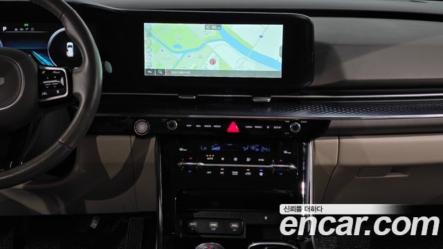 Kia Canival 2023 — photo 19