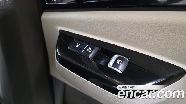 Kia Canival 2023 — photo 30