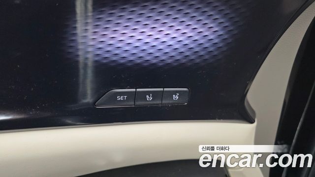 Kia Canival 2023 — photo 34