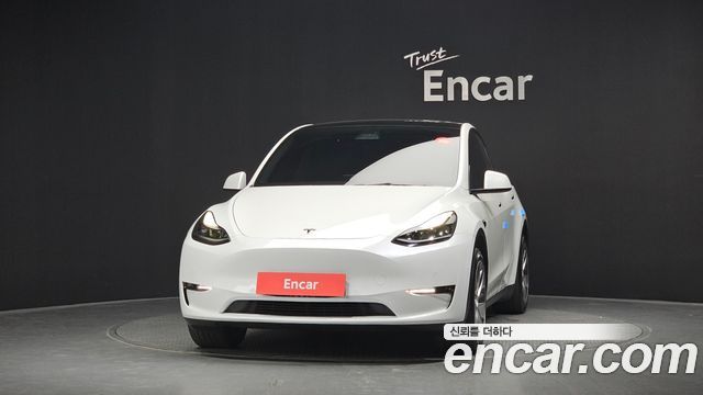 Tesla Model Y 2021 — photo 3