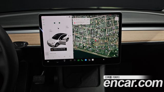 Tesla Model Y 2021 — photo 20