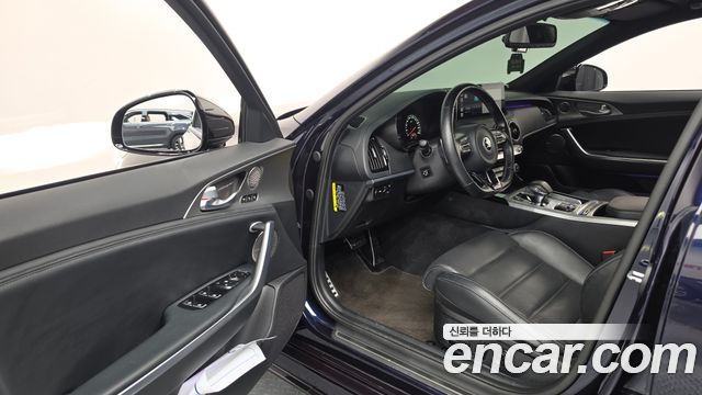 Kia Stinger 2018 — photo 13