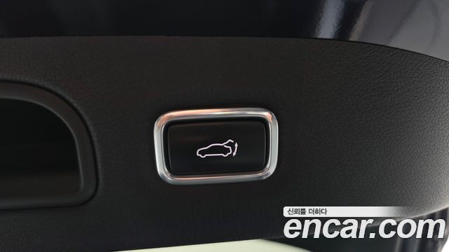 Kia Stinger 2018 — photo 22