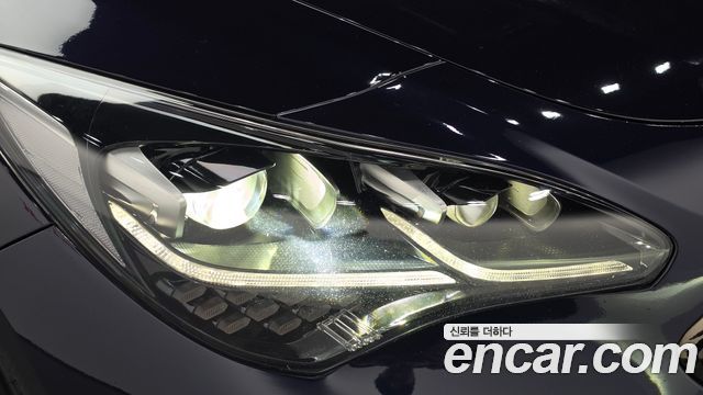 Kia Stinger 2018 — photo 8