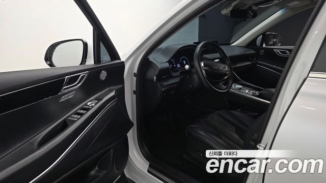 Genesis GV80 2023 — photo 13