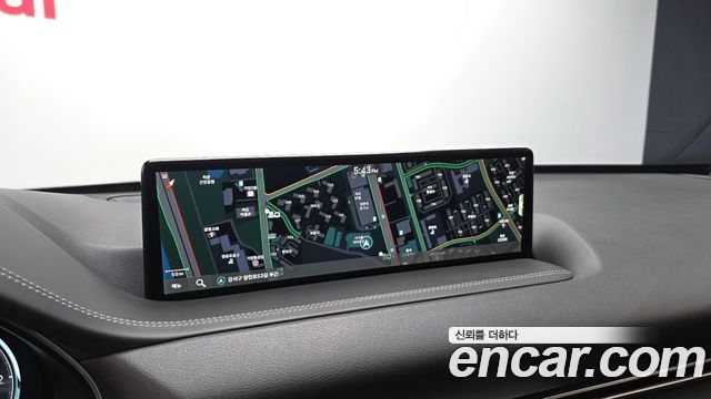 Genesis GV80 2023 — photo 21