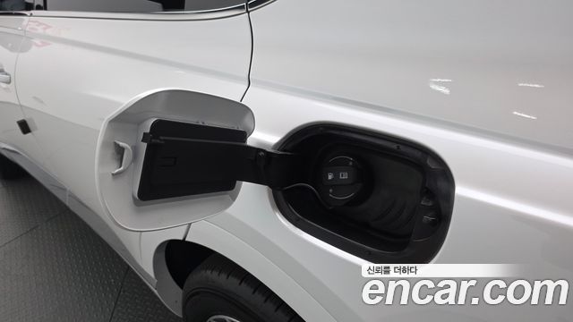 Genesis GV80 2023 — photo 36