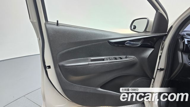 Chevrolet Korea Spark 2017 — photo 14