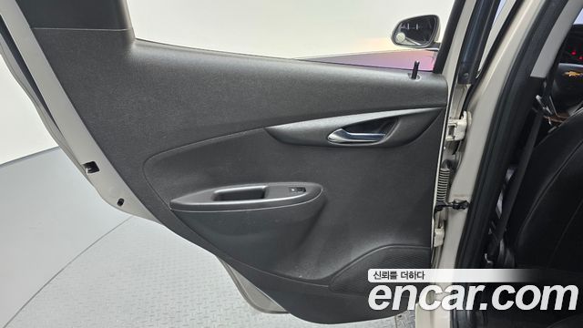 Chevrolet Korea Spark 2017 — photo 15