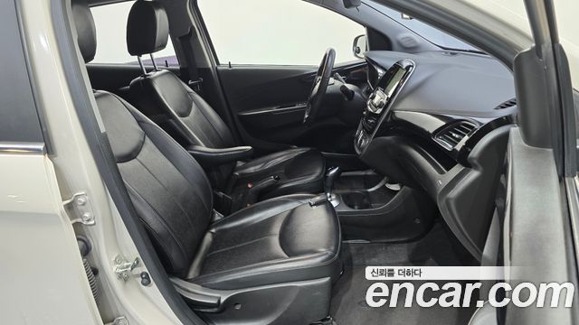 Chevrolet Korea Spark 2017 — photo 16