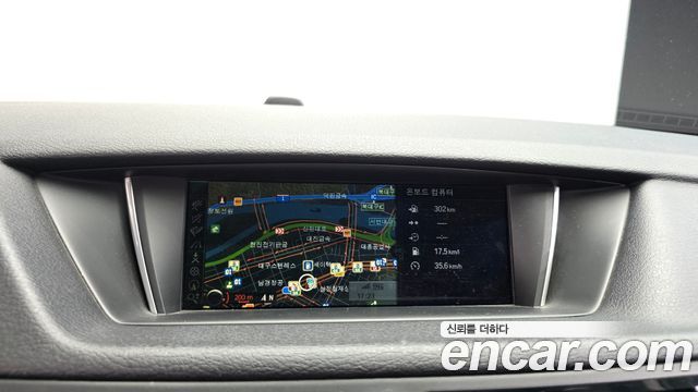 BMW X1 2013 — photo 13