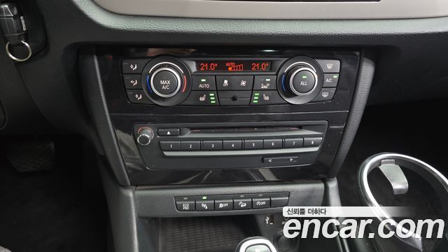 BMW X1 2013 — photo 19