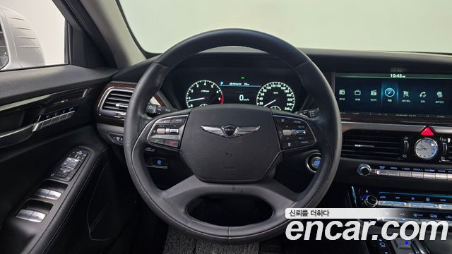 Genesis EQ900 2017 — photo 13