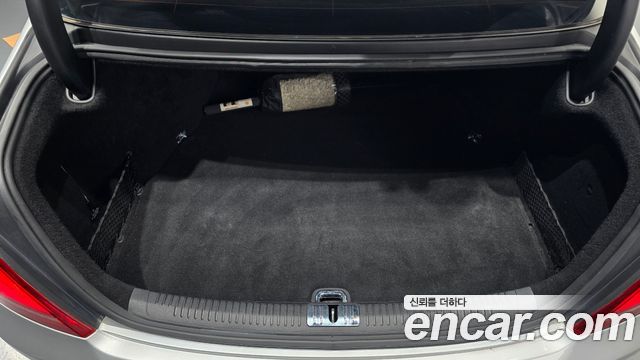 Genesis EQ900 2017 — photo 19