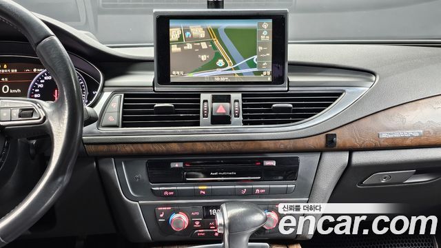 Audi A7 2015 — photo 14