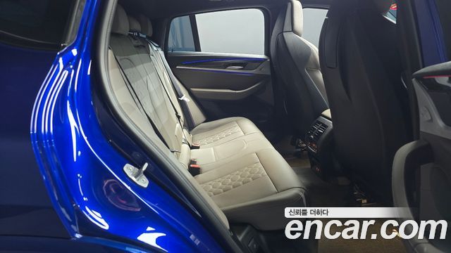 BMW X4M 2022 — photo 17