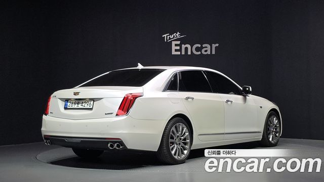 Cadillac CT6 2017 — photo 2