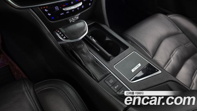 Cadillac CT6 2017 — photo 9