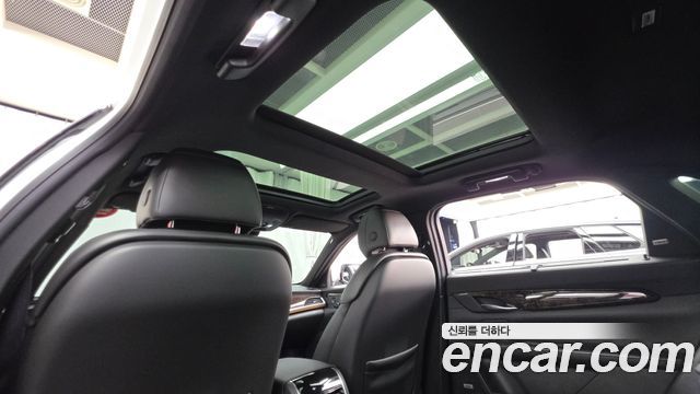 Cadillac CT6 2017 — photo 18