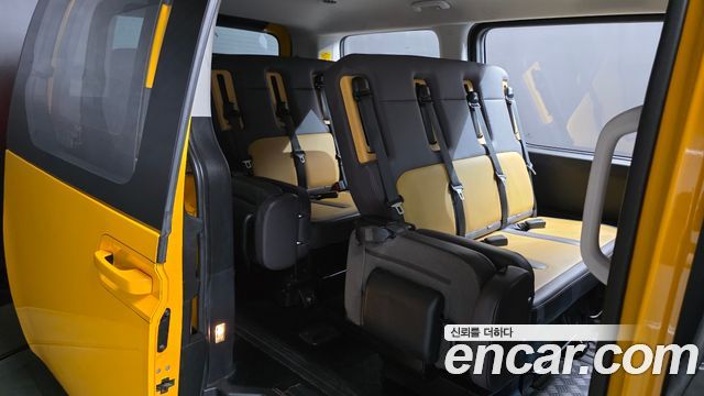 Hyundai Staria 2022 — photo 17