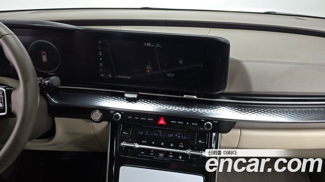 Kia Canival 2021 — photo 18