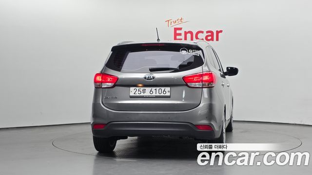 Kia Carens 2014 — photo 4