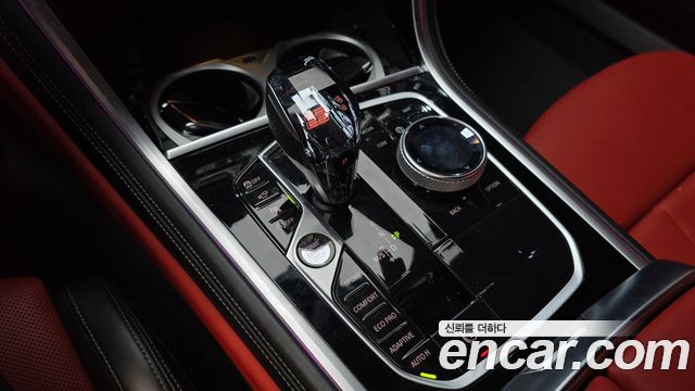BMW 8-Series 2022 — photo 12