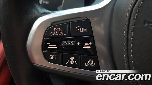 BMW 8-Series 2022 — photo 24