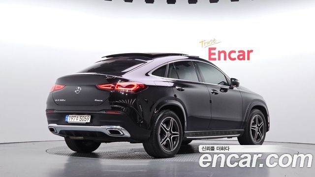 Mercedes-Benz GLE-Class 2021 — photo 2