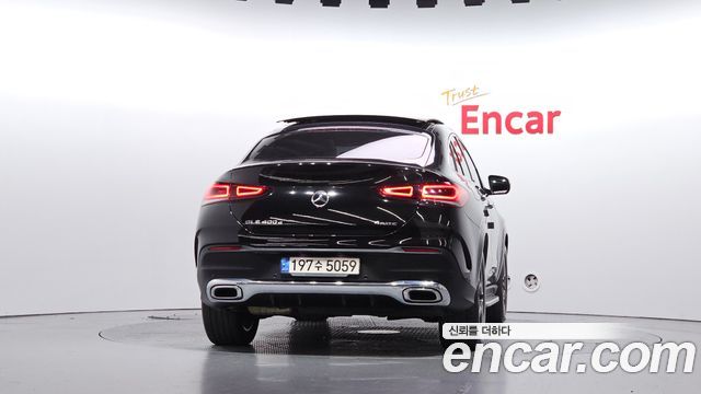 Mercedes-Benz GLE-Class 2021 — photo 4