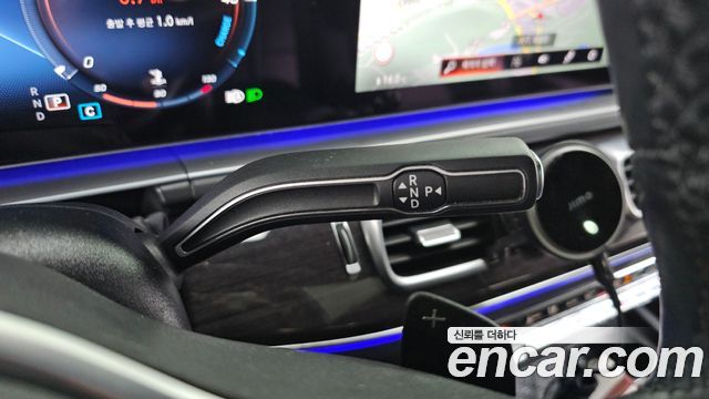 Mercedes-Benz GLE-Class 2021 — photo 9