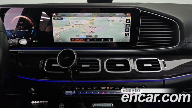 Mercedes-Benz GLE-Class 2021 — photo 12