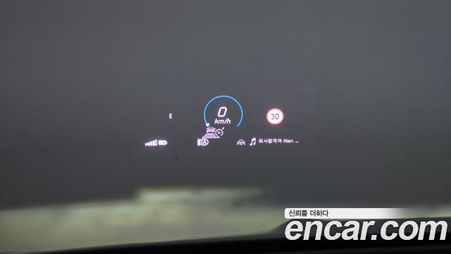 Mercedes-Benz GLE-Class 2021 — photo 15