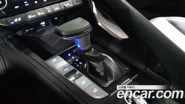Hyundai AVANTE 2024 — photo 12