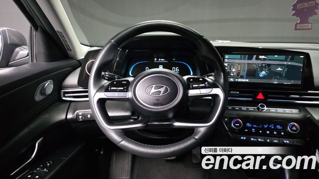 Hyundai AVANTE 2024 — photo 19