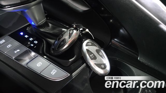 Hyundai AVANTE 2024 — photo 23