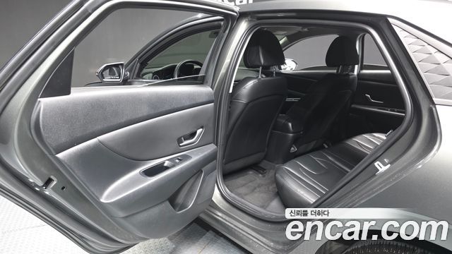 Hyundai AVANTE 2024 — photo 16