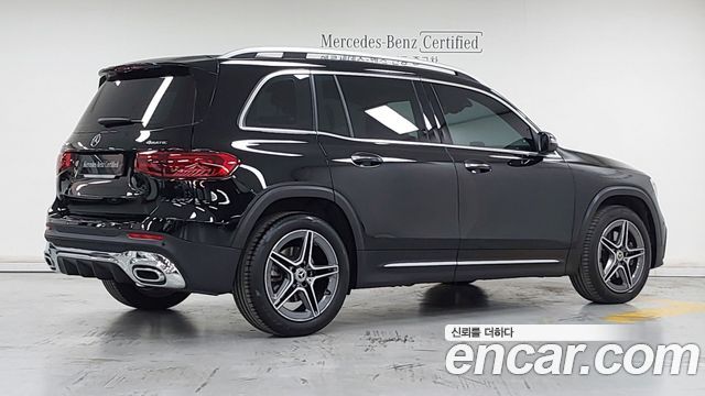 Mercedes-Benz GLB-Class 2026 — photo 2