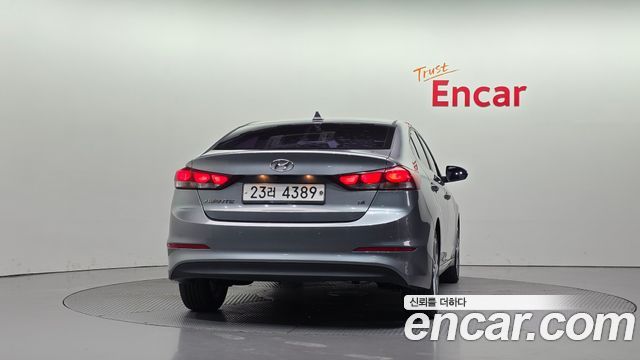 Hyundai AVANTE 2018 — photo 4