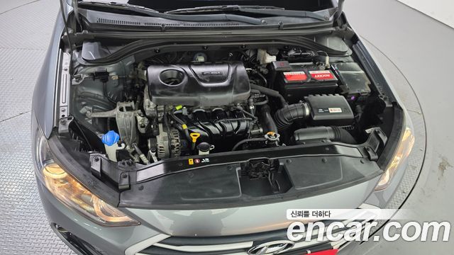 Hyundai AVANTE 2018 — photo 6
