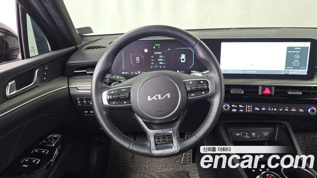 Kia K5 2026 — photo 13