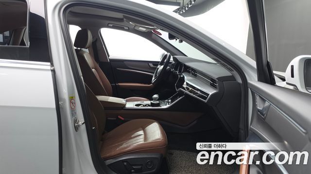 Audi A6 2020 — photo 11