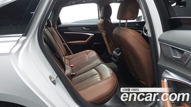 Audi A6 2020 — photo 12