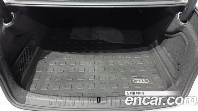 Audi A6 2020 — photo 20