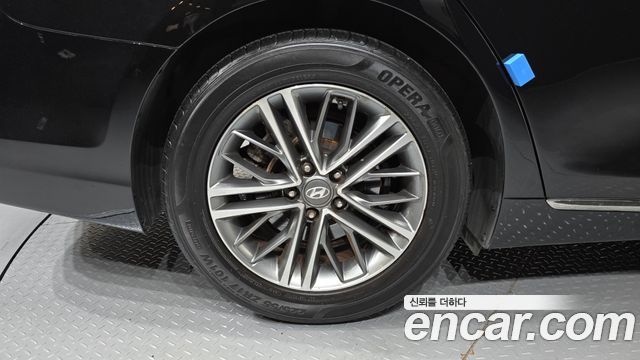 Hyundai Grandeur 2017 — photo 5