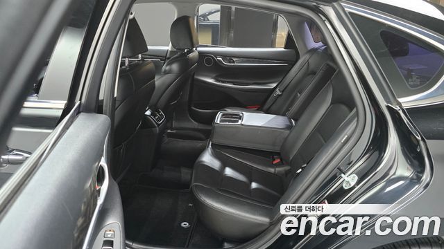 Hyundai Grandeur 2017 — photo 18