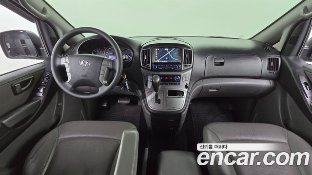 Hyundai Starex 2017 — photo 7