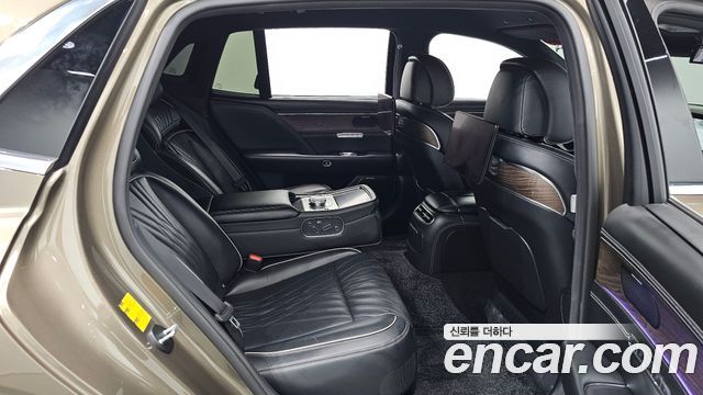 Genesis G90 2022 — photo 17